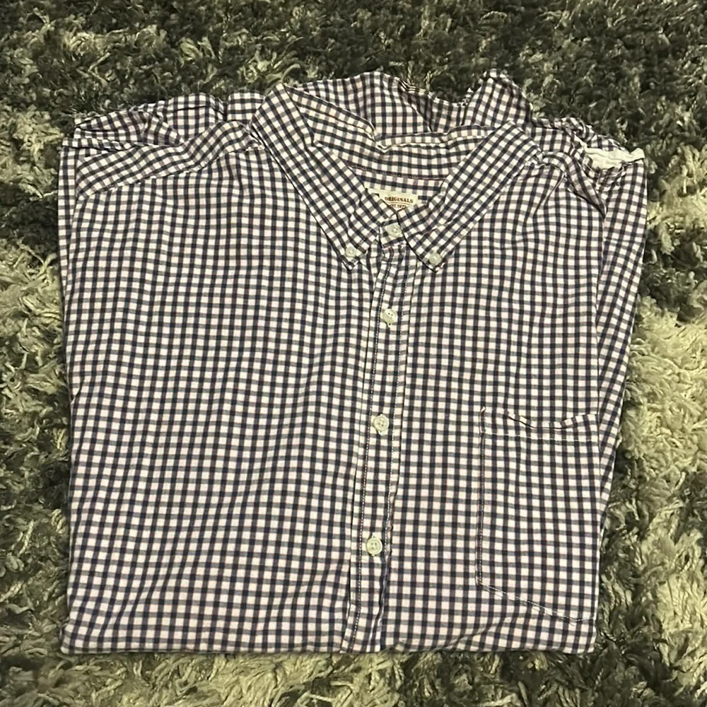 Gingham Faded Glory Button UP